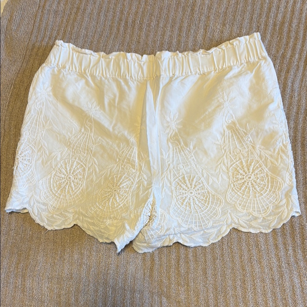 LOFT Cream Ruffled Shorts - Picture 3 of 3